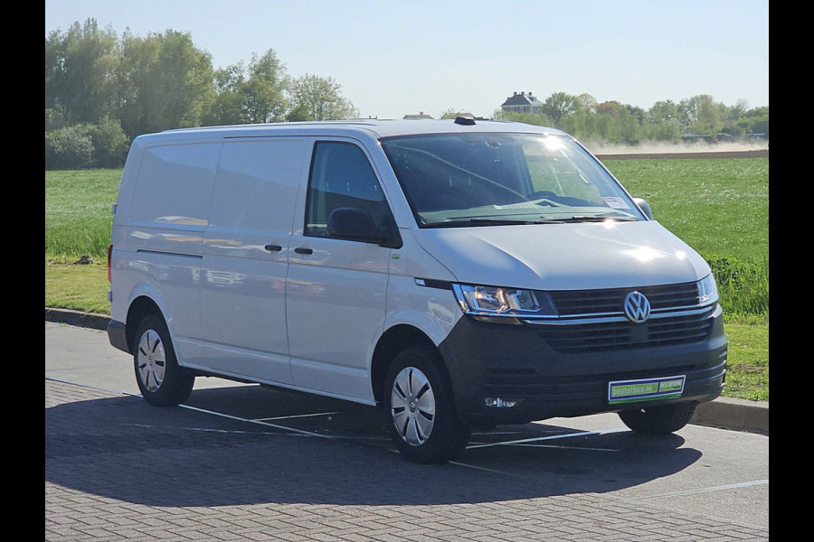 Volkswagen Transporter 2.0 T6.1 L2H1 Navi Euro6 Airco 110Pk Pdc NAP 1e Eigenaar!