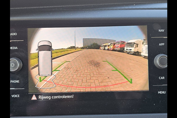 Volkswagen Transporter 2.0 T6.1 L2H1 Navi Euro6 Airco 110Pk Pdc NAP 1e Eigenaar!