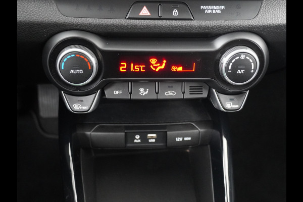 Kia Stonic 1.0 T-GDi DynamicPlusLine Apple Carplay/Android Auto - Cruise Control - Climate Control - Navigatiesysteem - Fabrieksgarantie tot 12-2026