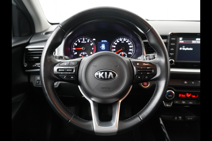 Kia Stonic 1.0 T-GDi DynamicPlusLine Apple Carplay/Android Auto - Cruise Control - Climate Control - Navigatiesysteem - Fabrieksgarantie tot 12-2026