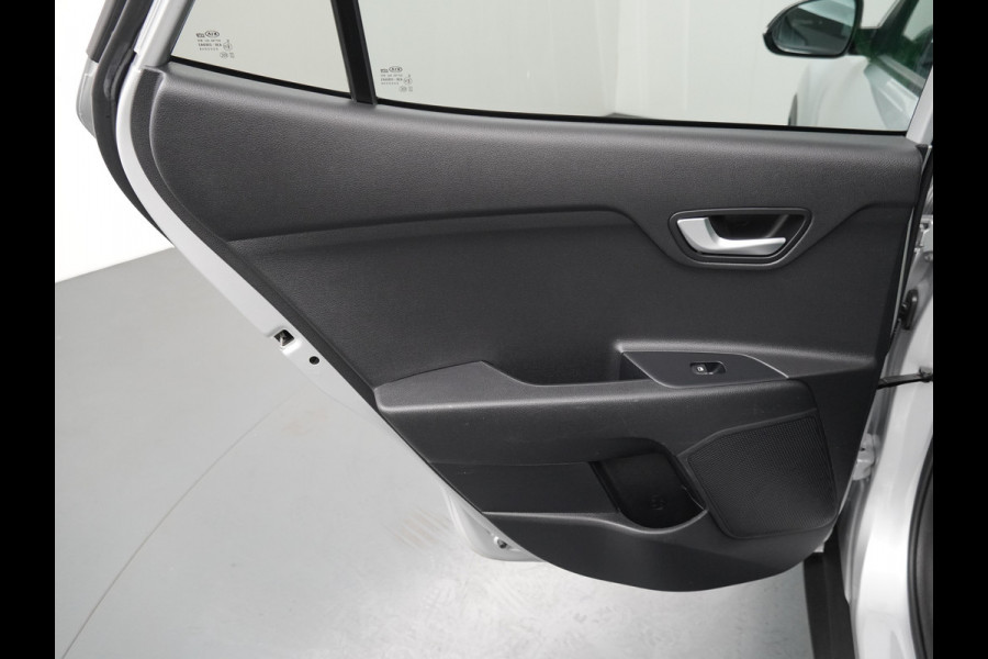 Kia Stonic 1.0 T-GDi DynamicPlusLine Apple Carplay/Android Auto - Cruise Control - Climate Control - Navigatiesysteem - Fabrieksgarantie tot 12-2026