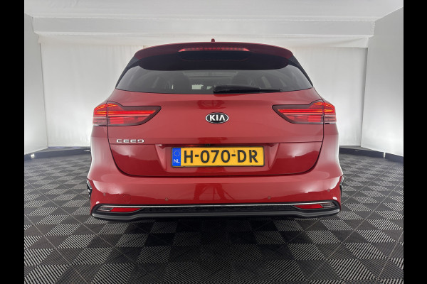 Kia Ceed Sportswagon 1.4 T-GDi ExecutiveLine Aut. *PANO | FULL-LEATHER | ADAPT.CRUISE | FULL-LED | MEMORY-PACK | DIGI-COCKPIT | JBL-SOUND | BLINDSPOT | KEYLESS | COOLED/HEATED-COMFORT-SEATS | NAVI-FULLMAP | LANE-ASSIST | 17''ALU*