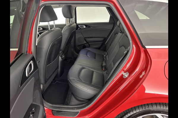 Kia Ceed Sportswagon 1.4 T-GDi ExecutiveLine Aut. *PANO | FULL-LEATHER | ADAPT.CRUISE | FULL-LED | MEMORY-PACK | DIGI-COCKPIT | JBL-SOUND | BLINDSPOT | KEYLESS | COOLED/HEATED-COMFORT-SEATS | NAVI-FULLMAP | LANE-ASSIST | 17''ALU*