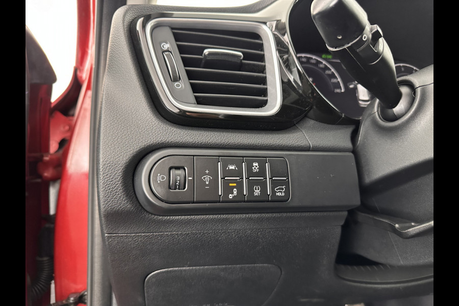 Kia Ceed Sportswagon 1.4 T-GDi ExecutiveLine Aut. *PANO | FULL-LEATHER | ADAPT.CRUISE | FULL-LED | MEMORY-PACK | DIGI-COCKPIT | JBL-SOUND | BLINDSPOT | KEYLESS | COOLED/HEATED-COMFORT-SEATS | NAVI-FULLMAP | LANE-ASSIST | 17''ALU*