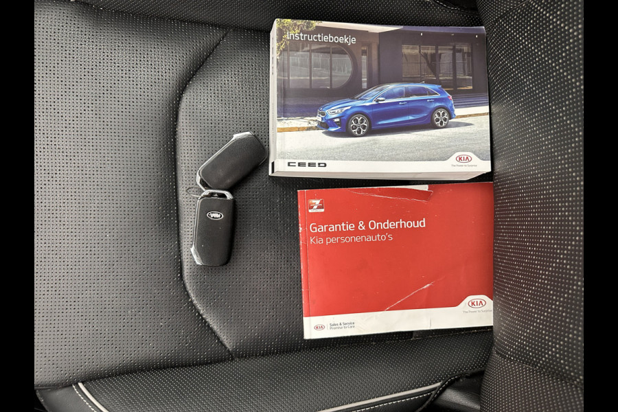 Kia Ceed Sportswagon 1.4 T-GDi ExecutiveLine Aut. *PANO | FULL-LEATHER | ADAPT.CRUISE | FULL-LED | MEMORY-PACK | DIGI-COCKPIT | JBL-SOUND | BLINDSPOT | KEYLESS | COOLED/HEATED-COMFORT-SEATS | NAVI-FULLMAP | LANE-ASSIST | 17''ALU*
