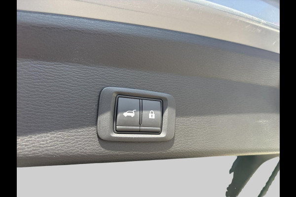 Mitsubishi Outlander 2.4 PHEV Instyle+  Is  binnen / direct rijden