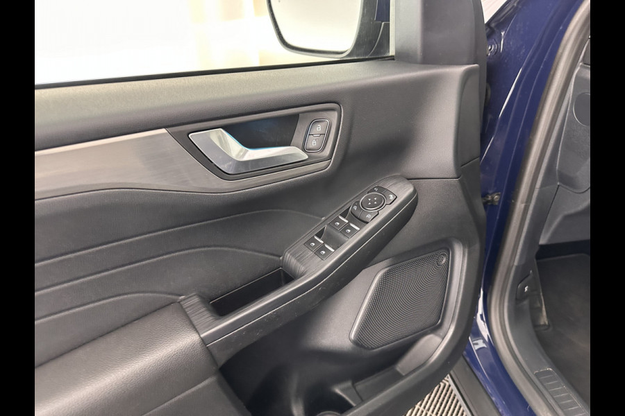 Ford Kuga 2.5 PHEV Titanium X (INCL-BTW) *LEATHER-MICROFIBRE | FULL-LED | DIGI-COCKPIT | ADAPTIVE-CRUISE | BLINDSPOT | PARK-PILOT | CAMERA | NAVI-FULLMAP | HEATED-COMFORT-SEATS | CARPLAY | DAB | LANE-ASSIST | 17"ALU*