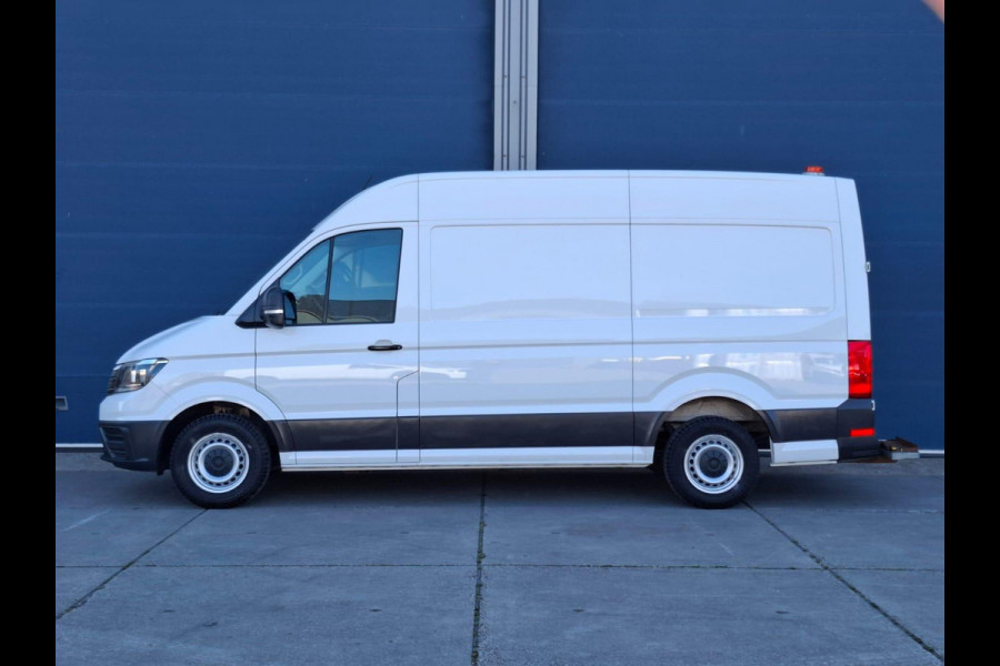 Volkswagen Crafter 35 2.0 TDI L3H3 Highline AIRCO / CRUISE CONTROLE / NAVI / CAMERA / TREKHAAK / CARPLAY