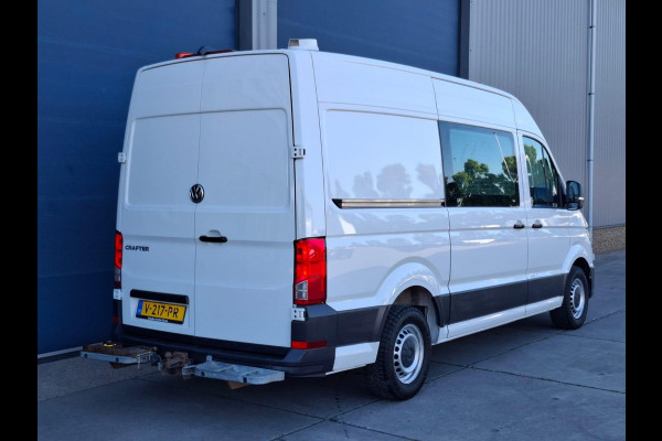 Volkswagen Crafter 35 2.0 TDI L3H3 Highline AIRCO / CRUISE CONTROLE / NAVI / CAMERA / TREKHAAK / CARPLAY