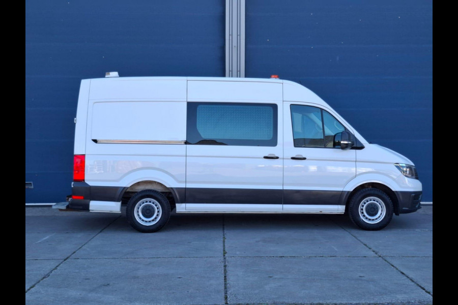 Volkswagen Crafter 35 2.0 TDI L3H3 Highline AIRCO / CRUISE CONTROLE / NAVI / CAMERA / TREKHAAK / CARPLAY