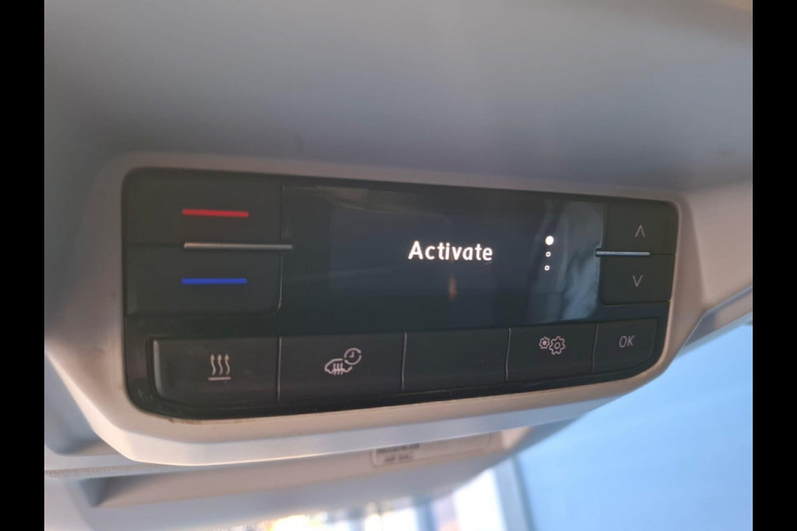 Volkswagen Crafter 35 2.0 TDI L3H3 Highline AIRCO / CRUISE CONTROLE / NAVI / CAMERA / TREKHAAK / CARPLAY