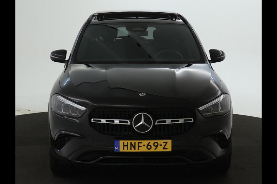 Mercedes-Benz GLA 250 e Face Lift Plug-In Hybride | Trekhaak | Panorama Schuif-Kanteldak | Night Pakket | Achteruitrijcamera | Inclusief 24 maanden MB Certified garantie voor Europa.