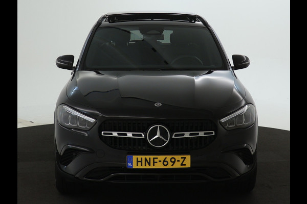 Mercedes-Benz GLA 250 e Face Lift Plug-In Hybride | Trekhaak | Panorama Schuif-Kanteldak | Night Pakket | Achteruitrijcamera | Inclusief 24 maanden MB Certified garantie voor Europa.