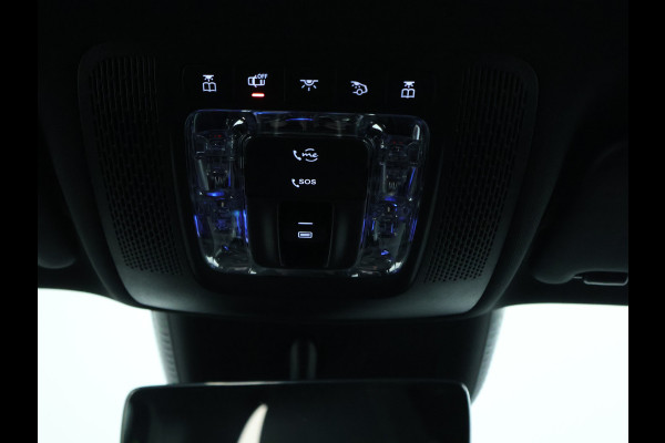 Mercedes-Benz GLA 250 e Face Lift Plug-In Hybride | Trekhaak | Panorama Schuif-Kanteldak | Night Pakket | Achteruitrijcamera | Inclusief 24 maanden MB Certified garantie voor Europa.