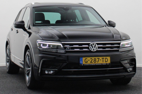 Volkswagen Tiguan 1.5 TSI ACT Highline Business R Leer, Panoramadak, ACC, Camera, Apple Carplay, DAB, PDC, Trekhaak, 19''