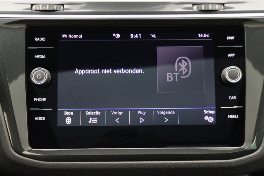 Volkswagen Tiguan 1.5 TSI ACT Highline Business R Leer, Panoramadak, ACC, Camera, Apple Carplay, DAB, PDC, Trekhaak, 19''