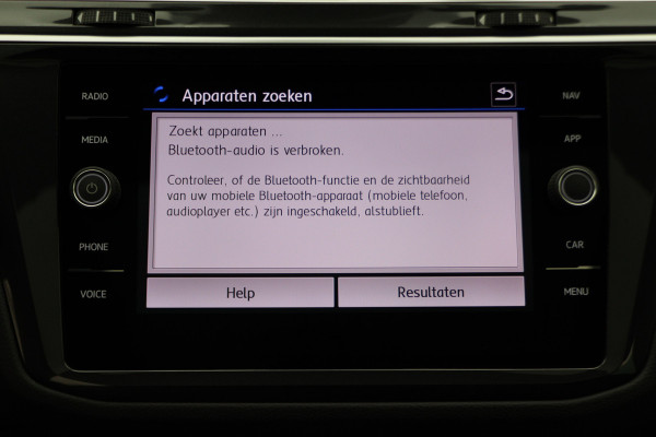 Volkswagen Tiguan 1.5 TSI ACT Highline Business R Leer, Panoramadak, ACC, Camera, Apple Carplay, DAB, PDC, Trekhaak, 19''