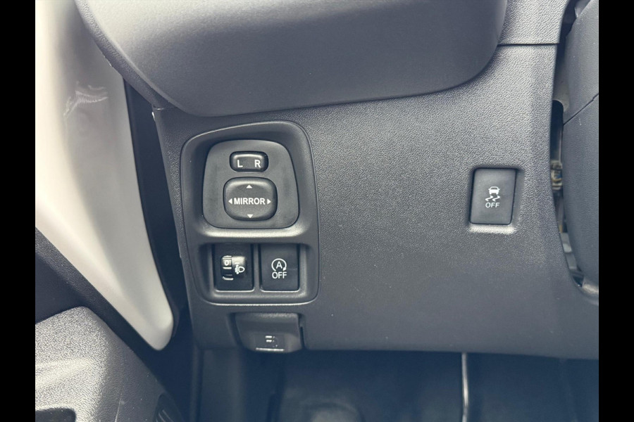 Toyota Aygo 1.0 VVT-i 72pk 5D x-joy | Camera, Stoelverwarming, Climate control, Apple carplay/Android auto