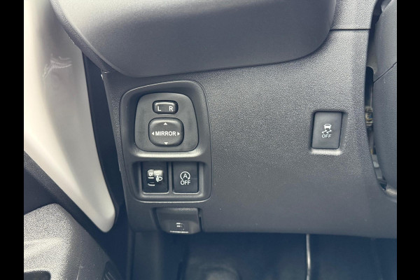 Toyota Aygo 1.0 VVT-i 72pk 5D x-joy | Camera, Stoelverwarming, Climate control, Apple carplay/Android auto
