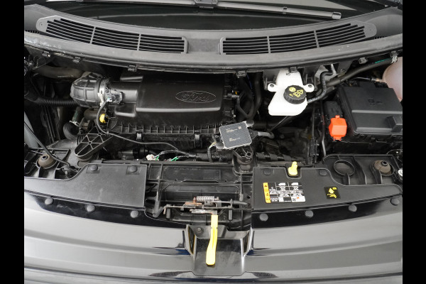 Ford Transit Custom 2.0TDCI 130PK 3-persoons Airco PDC Trekhaak Cruise-Controle Adaptieve bochtverlichting Voorruit Verwarmbaar Betonplex Schuifdeur Projector-koplamp mistlampen regen-/lichtsensor Zeer Compleet! EURO 6 385Nm 2.500kg Trekvermogen!