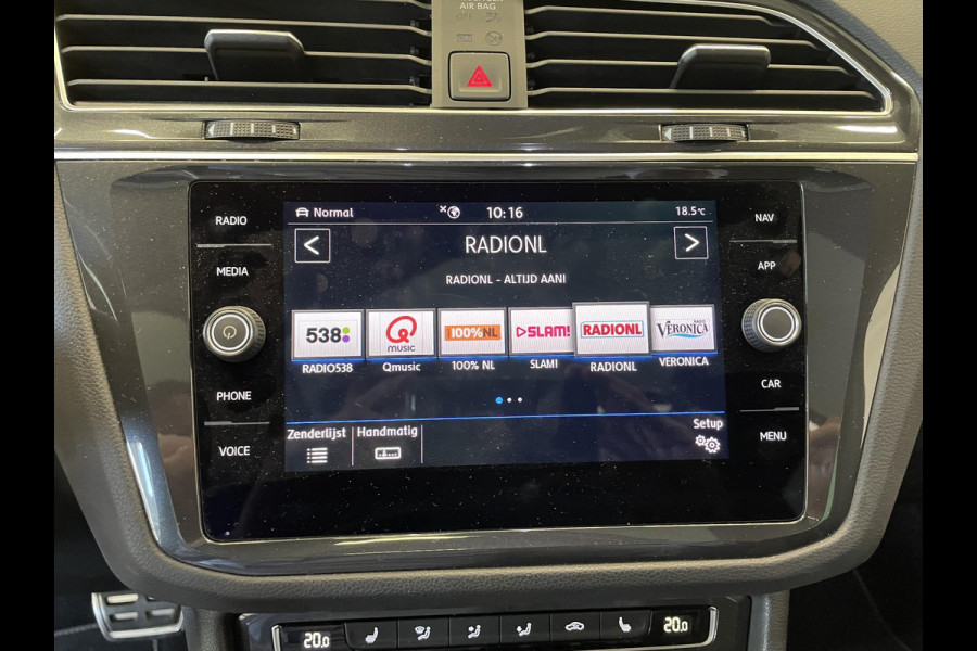 Volkswagen Tiguan 2.0 TSI 4Motion R-line Highline Business Panoramadak Trekhaak Navigatie Apple Carplay/Android Auto Camera Parkeersensoren Adaptive Cruise Control Stoelverwarming Elektrische achterklep Leder Climate Control