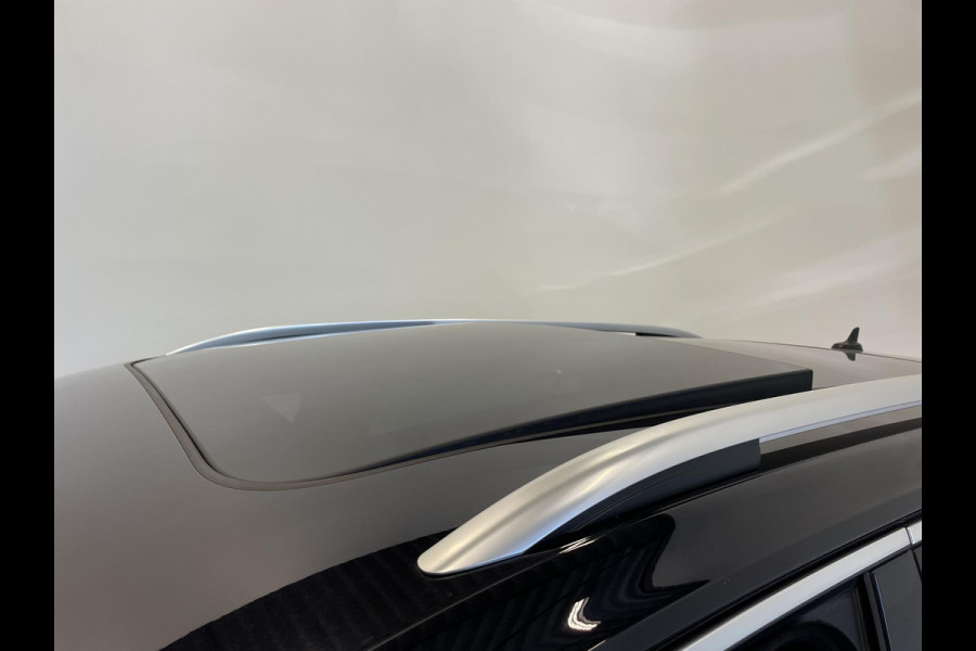 Volkswagen Tiguan 2.0 TSI 4Motion R-line Highline Business Panoramadak Trekhaak Navigatie Apple Carplay/Android Auto Camera Parkeersensoren Adaptive Cruise Control Stoelverwarming Elektrische achterklep Leder Climate Control