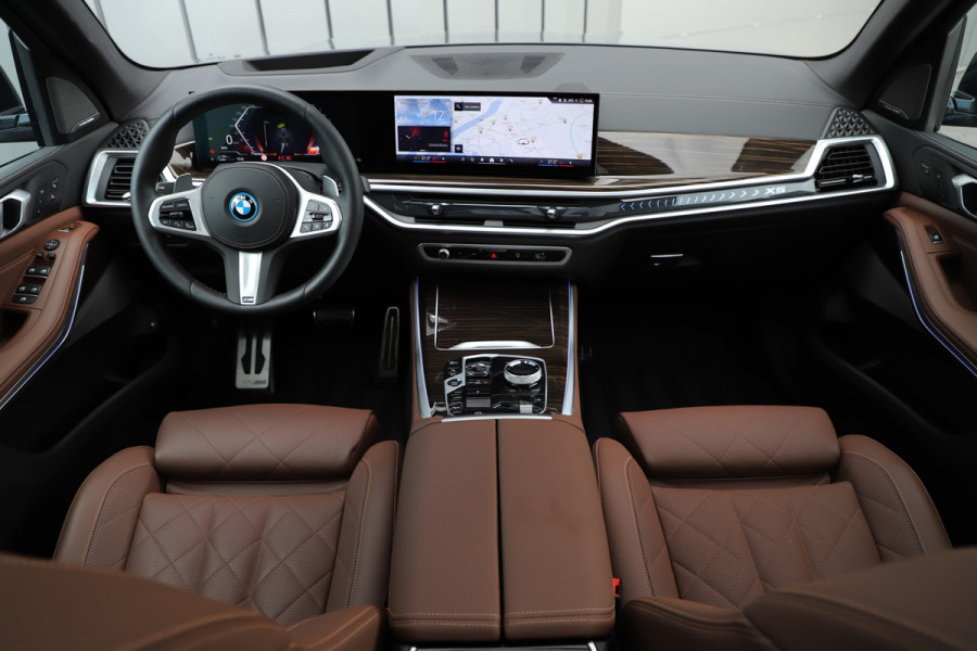BMW X5 xDrive50e | 490PK | Luchtvering | Massage | Keyles-go | Head-up | Harman\kardon | Laser-led | Sfeerverlichting | Stoelkoeling |
