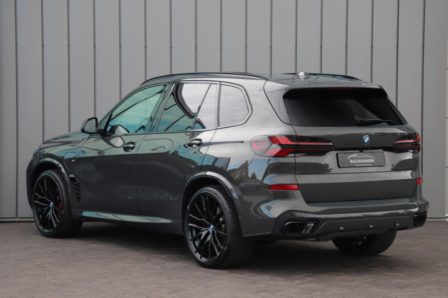 BMW X5 xDrive50e | 490PK | Luchtvering | Massage | Keyles-go | Head-up | Harman\kardon | Laser-led | Sfeerverlichting | Stoelkoeling |