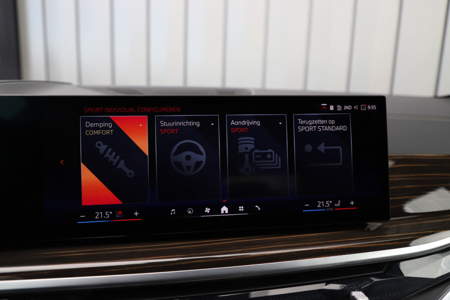 BMW X5 xDrive50e | 490PK | Luchtvering | Massage | Keyles-go | Head-up | Harman\kardon | Laser-led | Sfeerverlichting | Stoelkoeling |