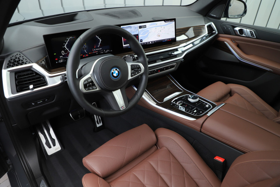 BMW X5 xDrive50e | 490PK | Luchtvering | Massage | Keyles-go | Head-up | Harman\kardon | Laser-led | Sfeerverlichting | Stoelkoeling |