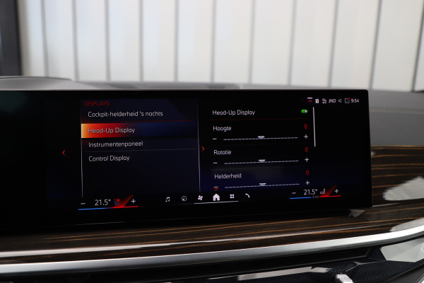 BMW X5 xDrive50e | 490PK | Luchtvering | Massage | Keyles-go | Head-up | Harman\kardon | Laser-led | Sfeerverlichting | Stoelkoeling |