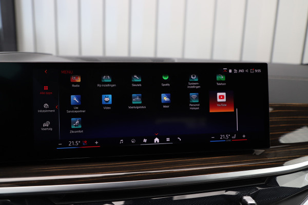 BMW X5 xDrive50e | 490PK | Luchtvering | Massage | Keyles-go | Head-up | Harman\kardon | Laser-led | Sfeerverlichting | Stoelkoeling |