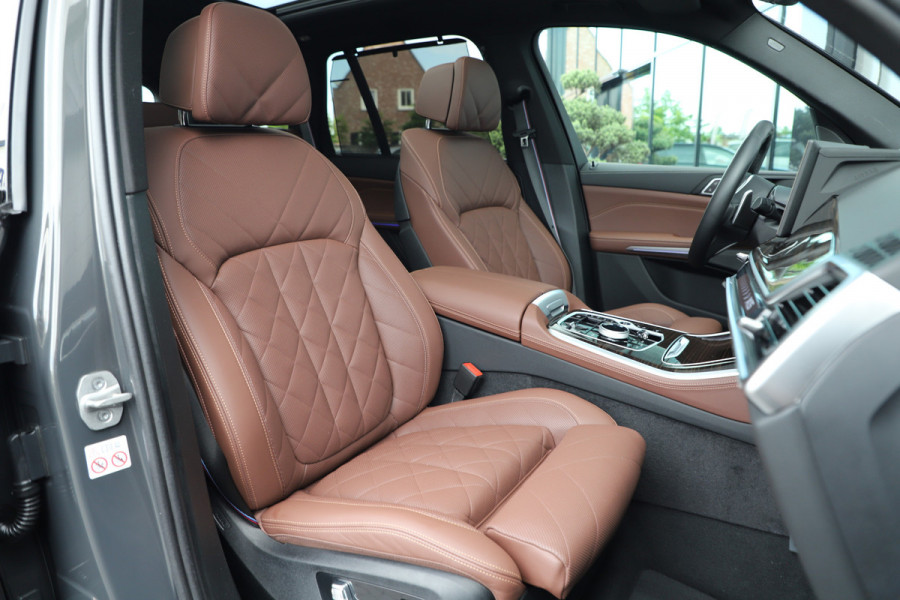 BMW X5 xDrive50e | 490PK | Luchtvering | Massage | Keyles-go | Head-up | Harman\kardon | Laser-led | Sfeerverlichting | Stoelkoeling |