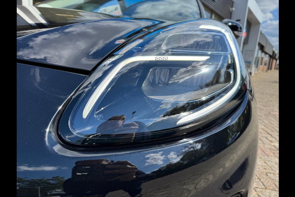 Ford Puma 1.0 EcoBoost 125 Automaat Titanium X Pano / Trekhaak afn. / Stoel, stuur & voorruit verw. / Stoelmassage
