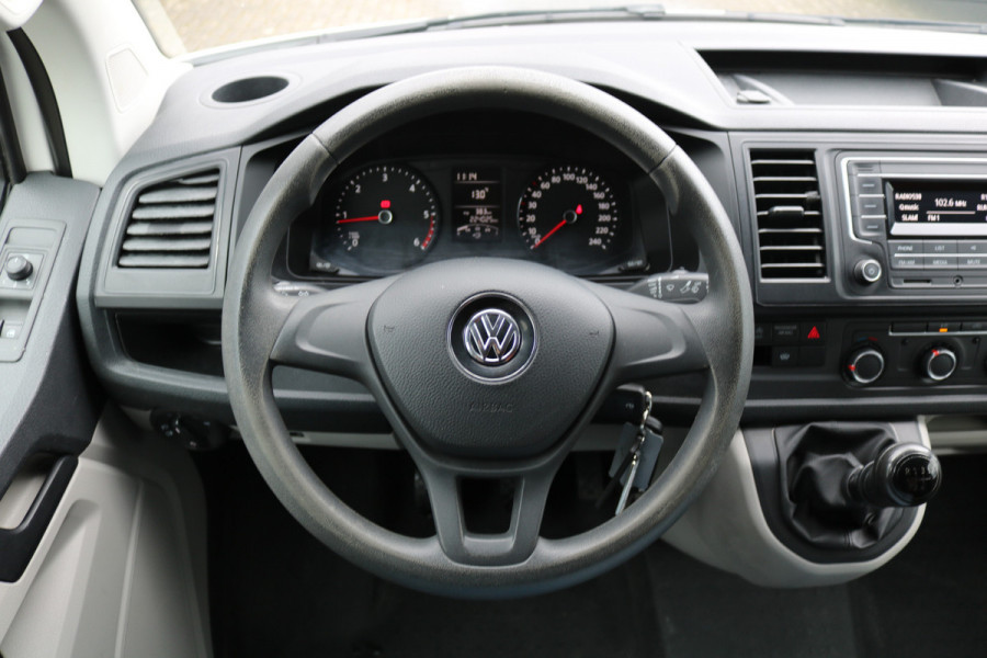 Volkswagen Transporter 2.0 TDI L2 H1 Euro 6 Airco Cruise Trekhaak