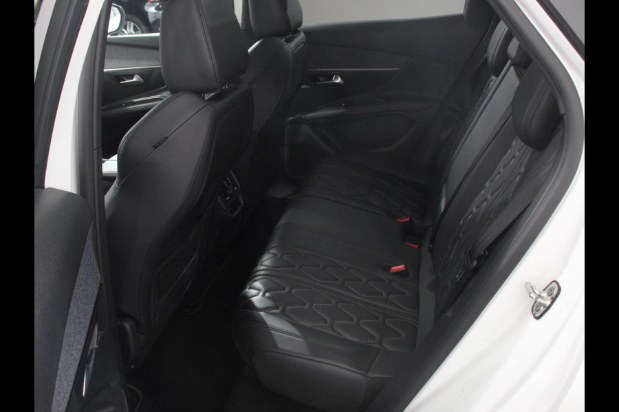 Peugeot 3008 1.6 e-THP GT Line Panorama dak Navigatie Lederen bekleding Cruise control Memory seats Camera Parkeer sensoren