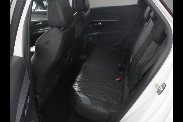 Peugeot 3008 1.6 e-THP GT Line Panorama dak Navigatie Lederen bekleding Cruise control Memory seats Camera Parkeer sensoren