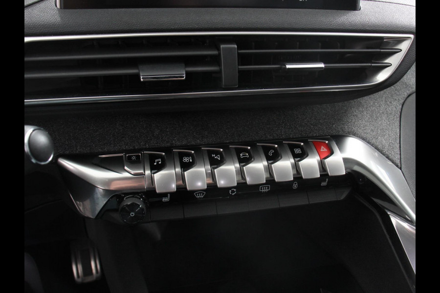 Peugeot 3008 1.6 e-THP GT Line Panorama dak Navigatie Lederen bekleding Cruise control Memory seats Camera Parkeer sensoren