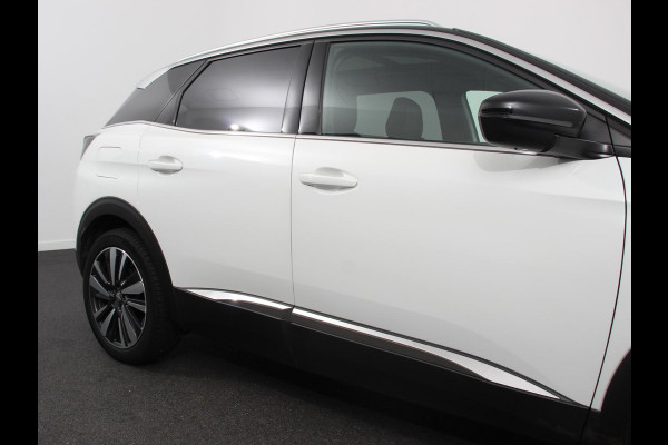 Peugeot 3008 1.6 e-THP GT Line Panorama dak Navigatie Lederen bekleding Cruise control Memory seats Camera Parkeer sensoren