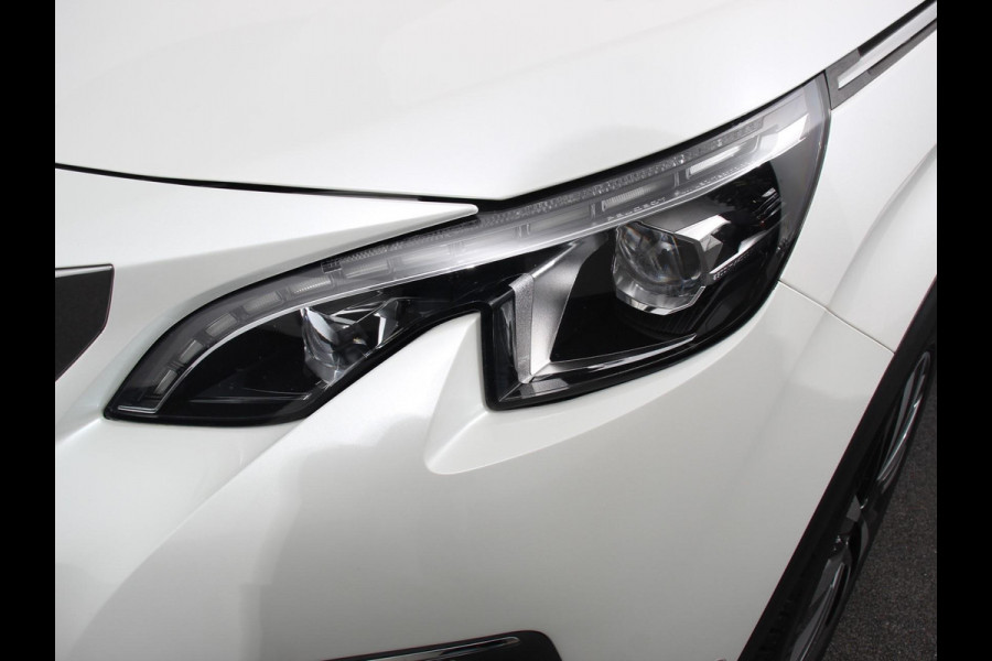 Peugeot 3008 1.6 e-THP GT Line Panorama dak Navigatie Lederen bekleding Cruise control Memory seats Camera Parkeer sensoren