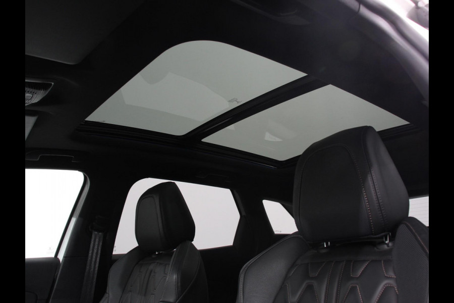 Peugeot 3008 1.6 e-THP GT Line Panorama dak Navigatie Lederen bekleding Cruise control Memory seats Camera Parkeer sensoren