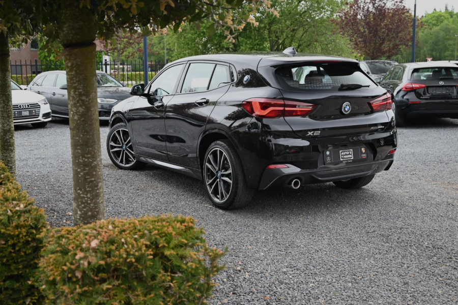 BMW X2 XDrive25e Executive M-Sport 220 PK Dealer o.h Head-Up Camera Leder LED 19''