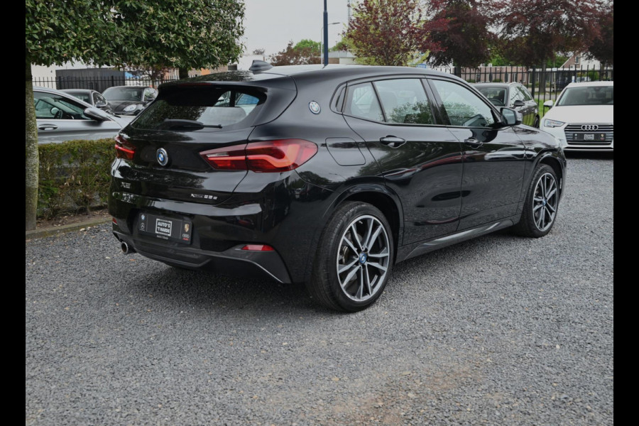 BMW X2 XDrive25e Executive M-Sport 220 PK Dealer o.h Head-Up Camera Leder LED 19''
