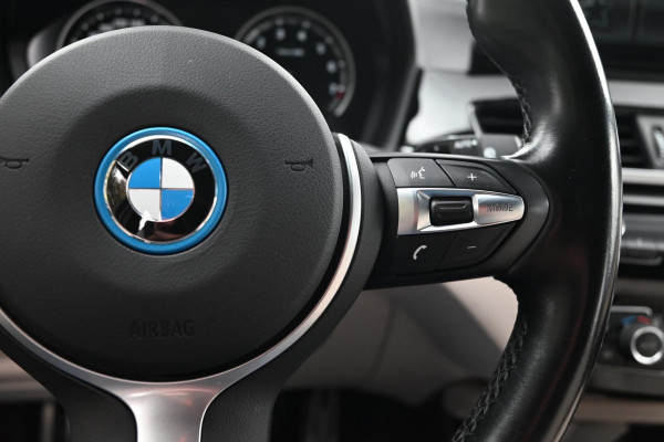 BMW X2 XDrive25e Executive M-Sport 220 PK Dealer o.h Head-Up Camera Leder LED 19''