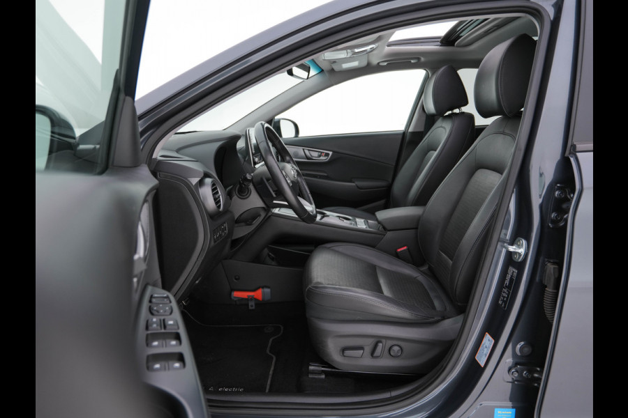 Hyundai Kona EV Premium 64 kWh (INCL-BTW) *PANO | FULL-LEATHER | HEAD-UP | FULL-LED | NAVI-FULLMAP | DAB | ADAPTIVE-CRUISE | KRELL-AUDIO | KEYLESS | CAMERA | BLIND-SPOT | LANE-ASSIST | DIGI-COCKPIT | COMFORT-SEATS | TOWBAR