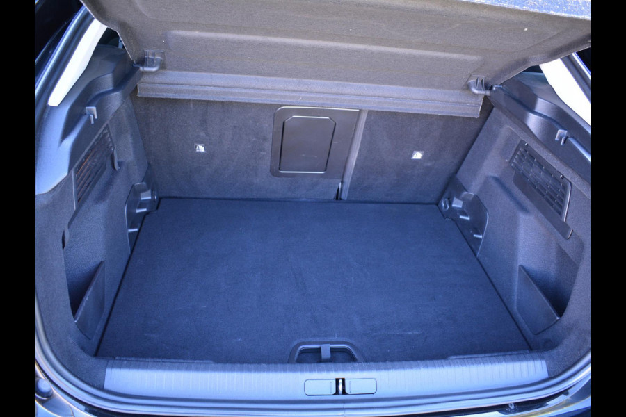 Citroën C4 1.2 Turbo 130pk Automaat Shine | Panoramadak | Hifi installatie |