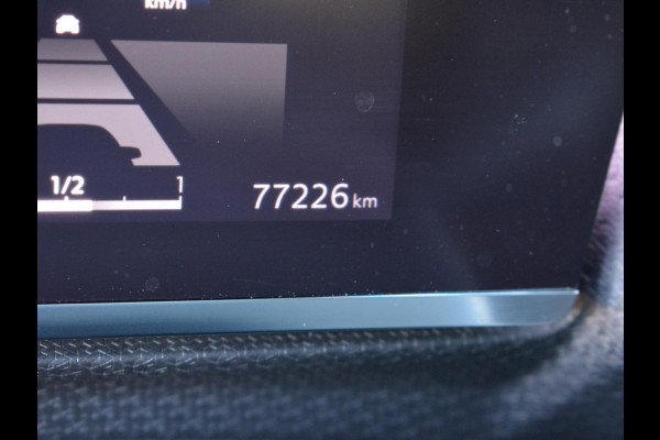 Citroën C4 1.2 Turbo 130pk Automaat Shine | Panoramadak | Hifi installatie |