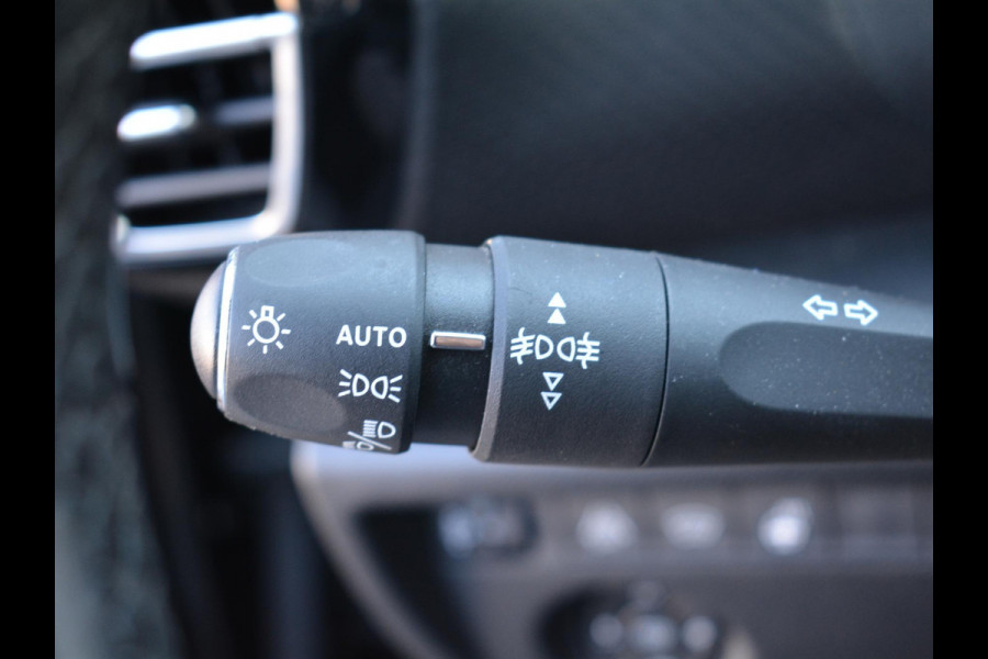 Citroën C4 1.2 Turbo 130pk Automaat Shine | Panoramadak | Hifi installatie |