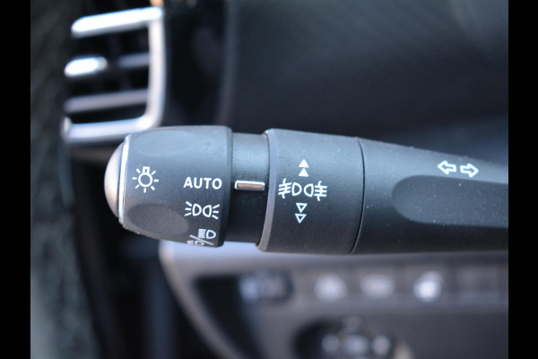 Citroën C4 1.2 Turbo 130pk Automaat Shine | Panoramadak | Hifi installatie |