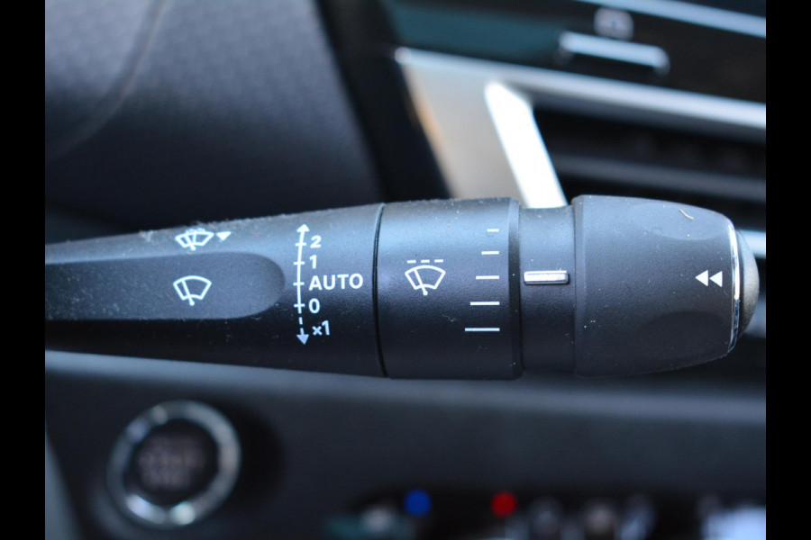 Citroën C4 1.2 Turbo 130pk Automaat Shine | Panoramadak | Hifi installatie |